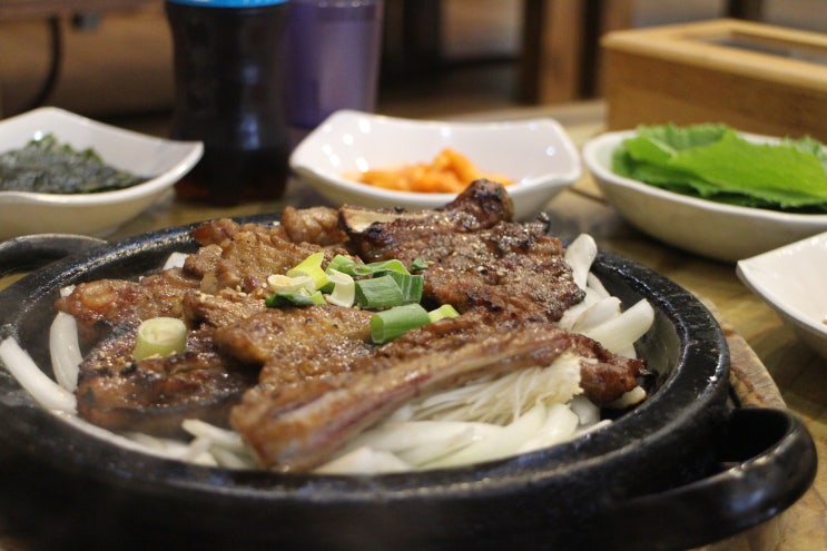  갈비 땡기는날엔 여기! 천안 석갈비, 두정동맛집 "항아리김치찌개"