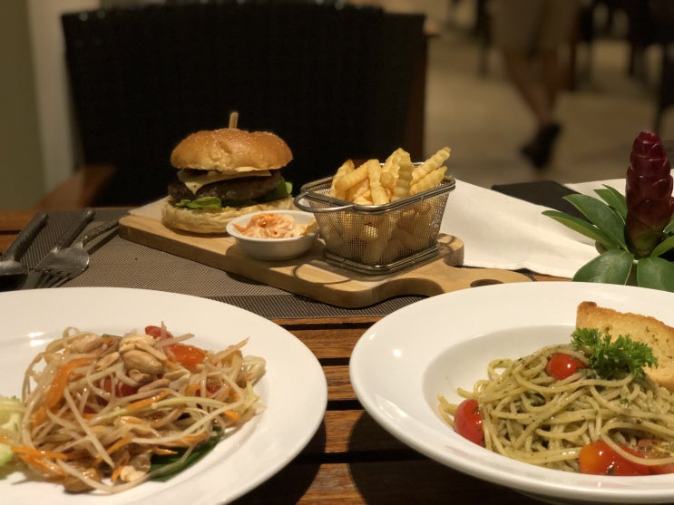  [푸켓여행] 더라차리조트 조식뷔페, 디너 썬셋레스토랑, 룸서비스 후기