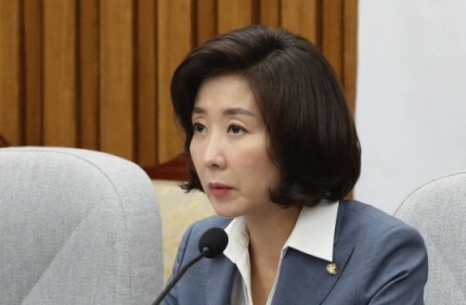 나경원 “유시민 김제동, 조국 일가 논란에는 왜 침묵”