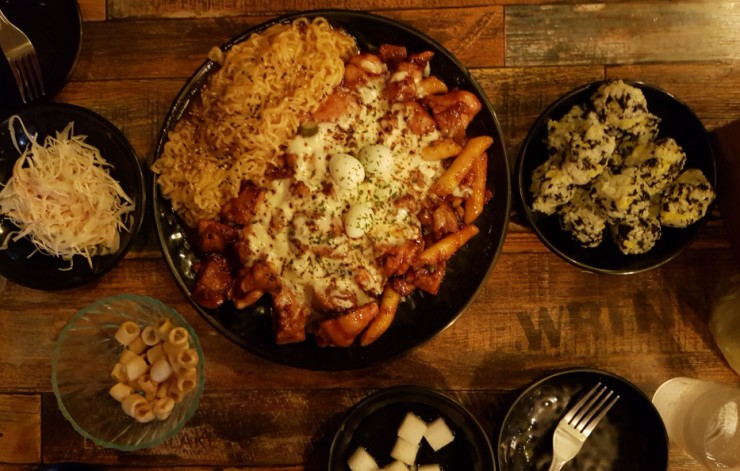  [신림 맛집] 매콤한 꼬꼬아찌 숯불치킨