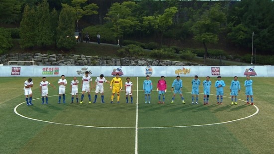 ‘뭉쳐야 찬다’ 어쩌다FC, 일레븐FC와 수중 혈투!