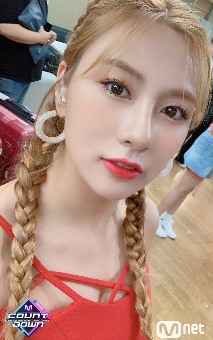 190822 엠카운트다운 공식트위터 오하영