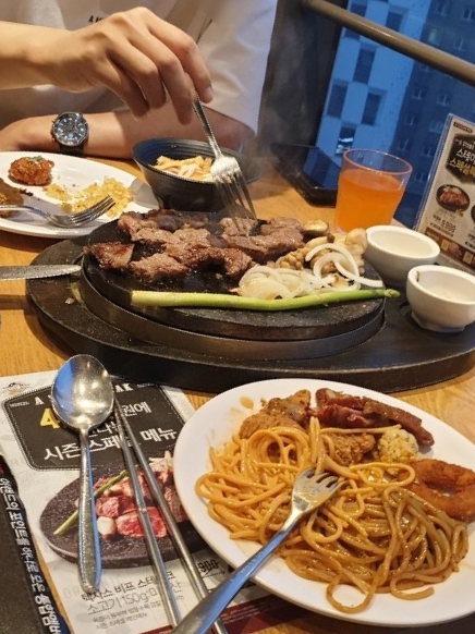  서울대입구역 맛집 애슐리W 평일디너 방문후기 (19.08.22)