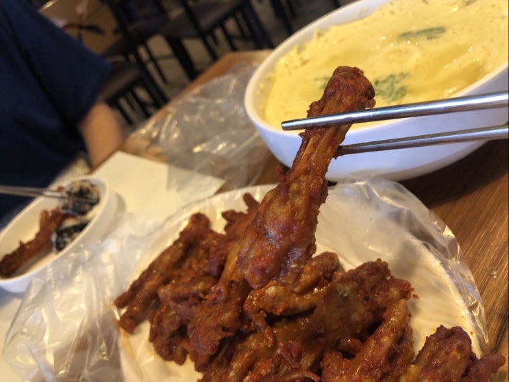  신사동 맛집 신사역 홍미닭발 이영자 닭발 맛집 이쥬 !