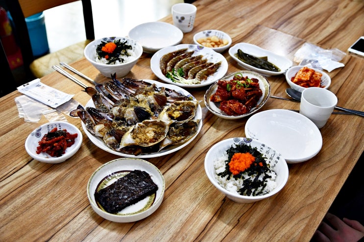  마포 간장게장 맛집 '꽃게랑새우랑' 무한리필로 원없이 흡입
