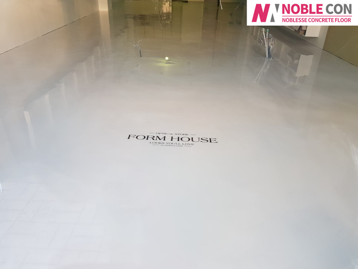  부산 에폭시라이닝 화사한 안경점 빈티지바닥인테리어 노출콘크리트 에폭시바닥시공단가 ! [노블콘]