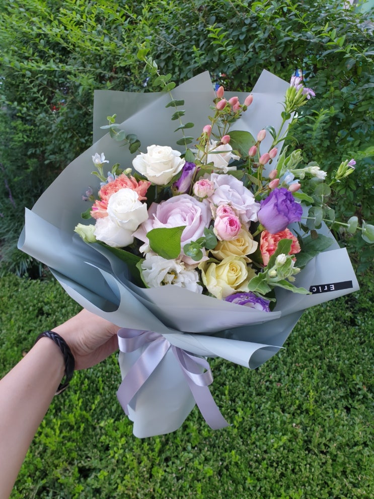  [을지로입구꽃집, 명동꽃집] 이른 아침 찾아 오셔서 만든 졸업식 꽃다발