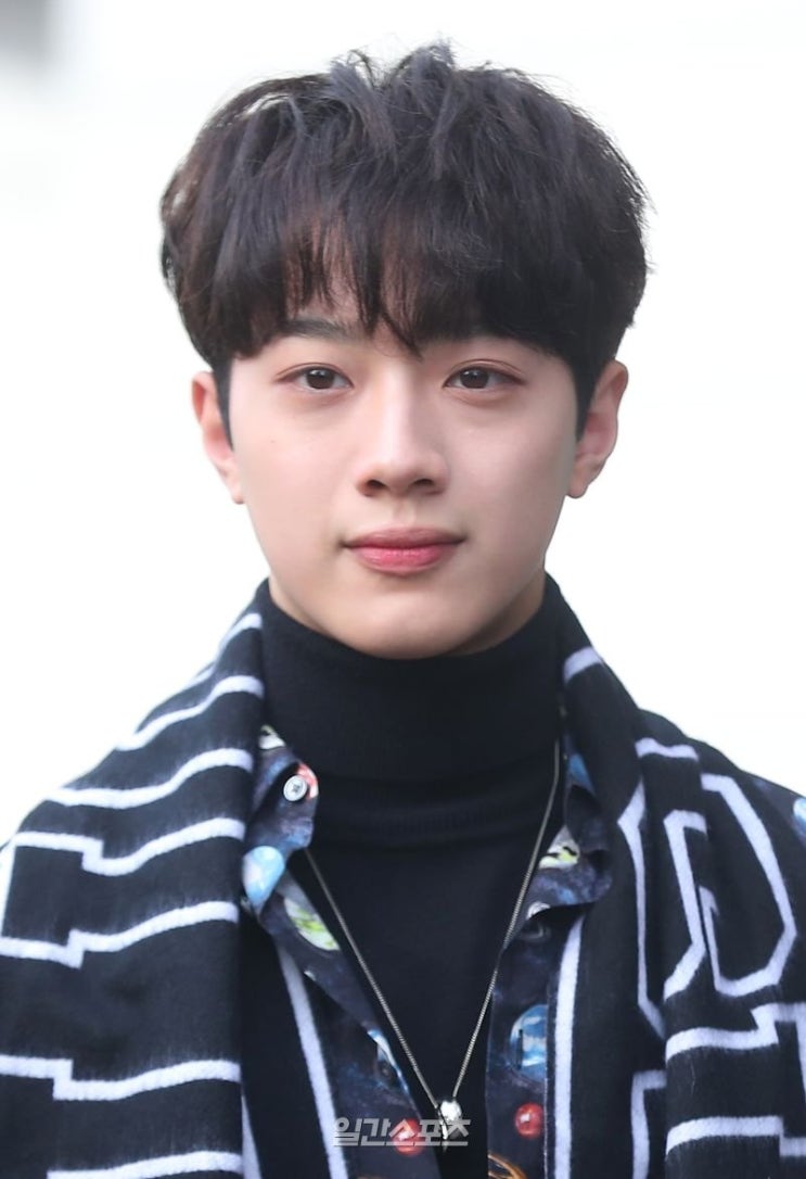 라이관린 '신경써주셔서 감사…진실 밝히겠다' 라이관린 '신경써주셔서 감사…진실 밝히겠다'