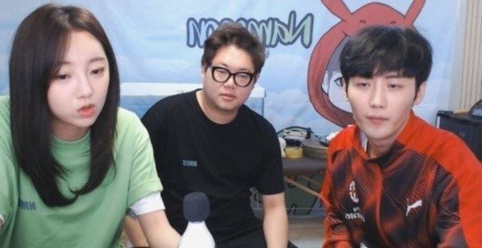'성추행·폭행·모욕' 바람 잘날 없는 개인방송…"규제할 법이 없어" '성추행·폭행·모욕' 바람 잘날 없는 개인방송…"규제할 법이 없어"