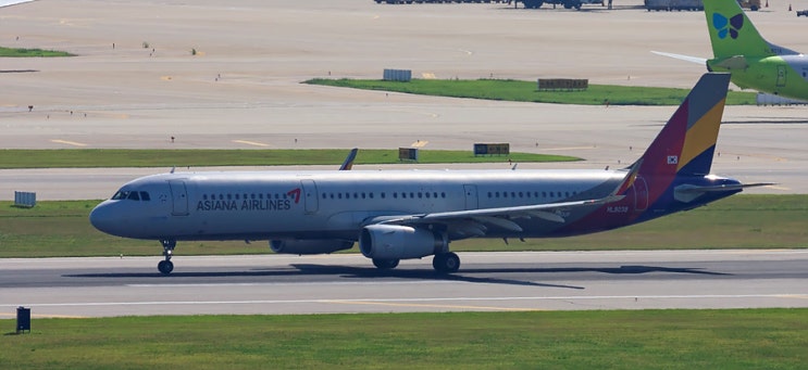  아시아나항공 Airbus A321-231 HL8038