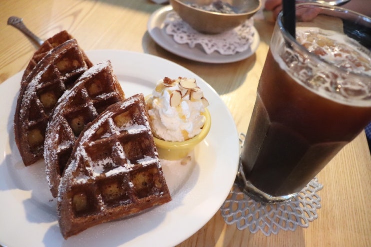  광주 일곡동 카페 와플 맛있는 시냅스