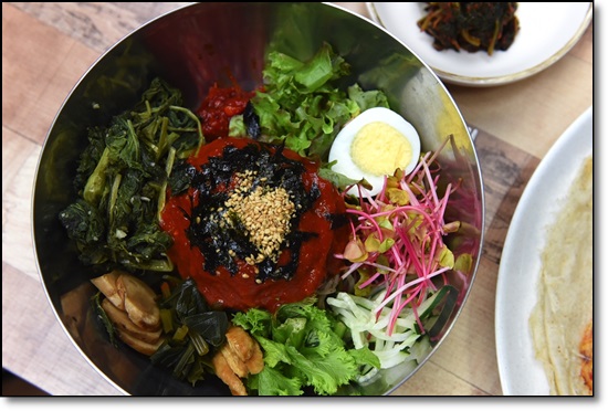  평창맛집 알아보시면 메밀꽃필무렵에 문의하세요.