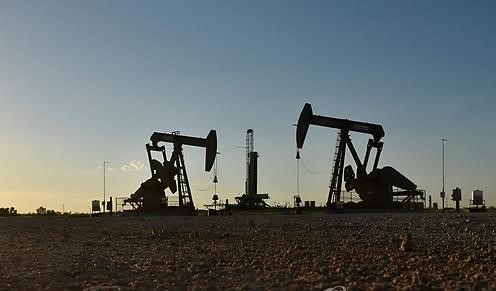 국제유가, 미중긴장 격화에 출렁…WTI 2.1%↓ 국제유가, 미중긴장 격화에 출렁…WTI 2.1%↓