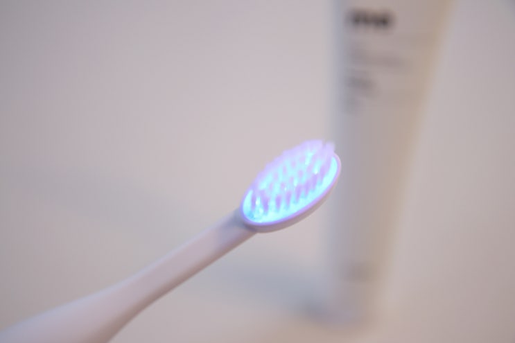 미플래쉬 LED 8억칫솔 직접 사봤어요!하얀 치아를 위해~