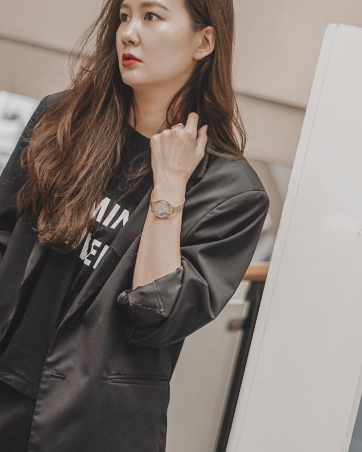  올리비아 버튼 신세계 강남 팝업스토어, 박신혜 시계 선물