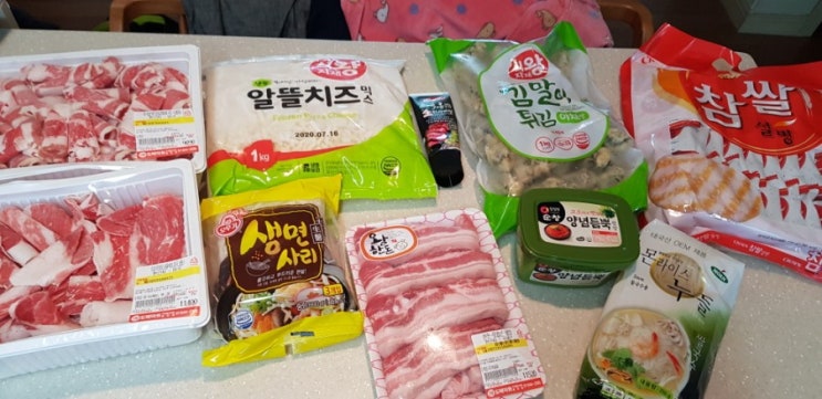  주말먹는일상(동탄치킨플러스/동탄 명가만두전골/식자재왕도매마트털기)