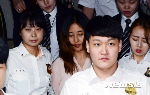  조국 사태의 관건 : 조국 딸이 '제2의 정유라'라는 인식이 과연 온당한가