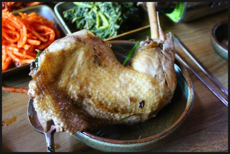  대명비발디 맛집 [약이되는밥상]에서 닭백숙 드시고 기력회복하세요.