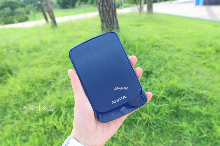  1테라 외장하드 슬림하면서 USB 3.1이라 좋다!