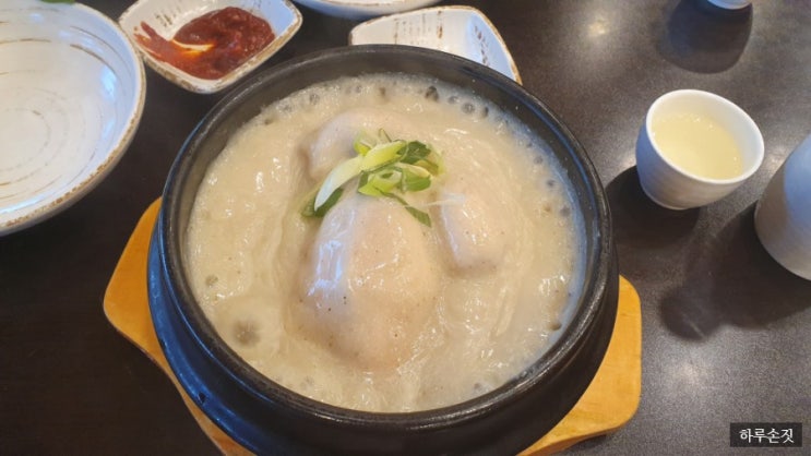  경복궁 들깨 삼계탕