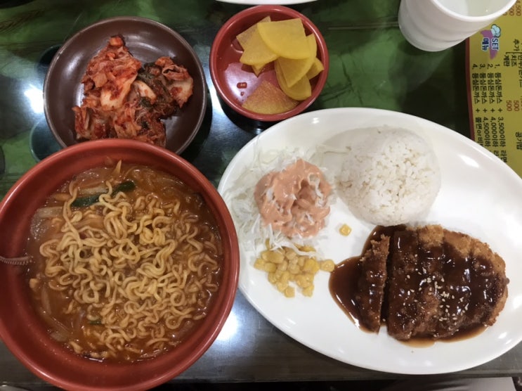  제물포맛집 모르면 안되는 라면맛집 '모모라면(라면전문점)'