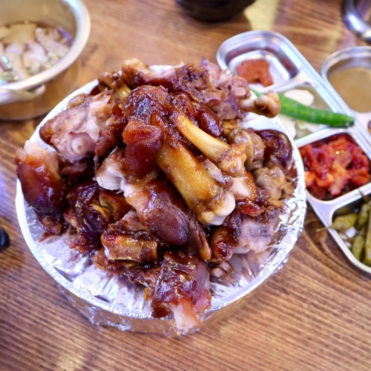  문정동 족발 / 임창정의모서리족발 (문정법조단지에 위치한 족발집. 문정역 맛집으로 인정b)