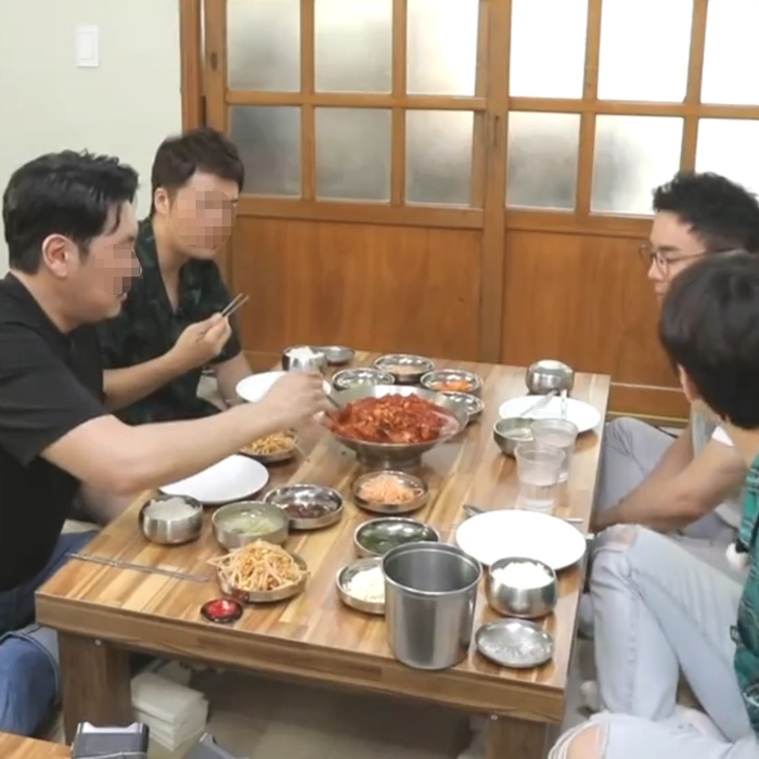  선을 넘는 녀석들 리턴즈 (조진웅 대구뽈찜 위치) - 소개