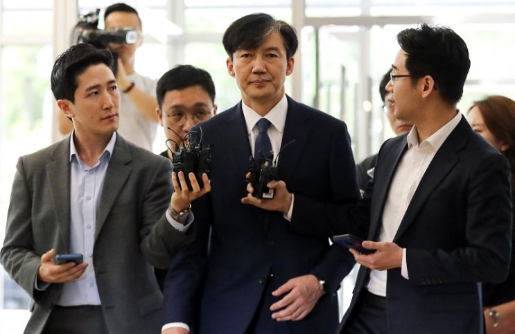  조국 여배우 K모씨 후원설, 어처구니 없는 이유