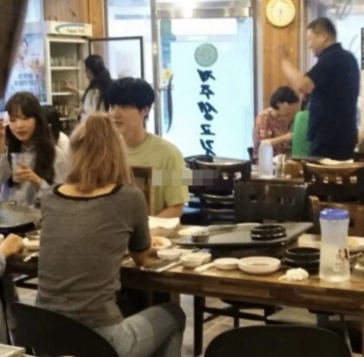  ‘구혜선’이 지적한 안재현 생일파티 현장 포착 사진
