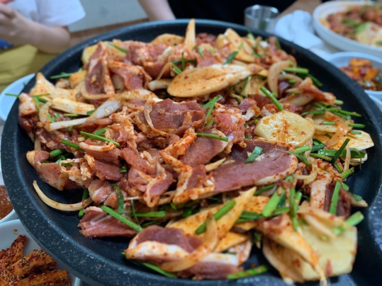  산청맛집, 경호강 근처 <청계닭집>에서 인생 오리불고기 먹었어요!