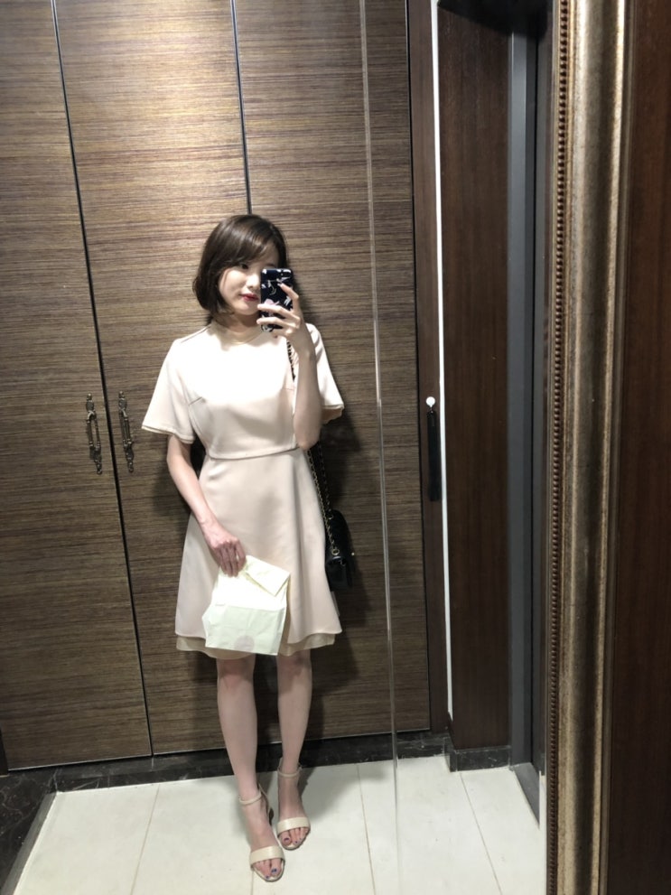  하객룩으로 입기 좋은 마인 원피스