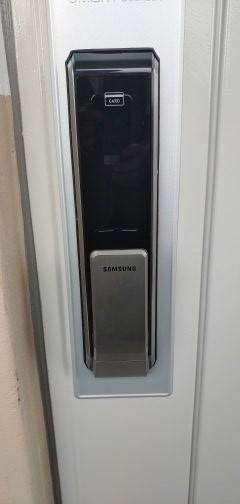  익산시 남중동 비사벌 아파트 삼성 프리미엄 PUSH PULL SHP-DP710 설치-남중동열쇠,남중동도어락,남중동열쇠집,남중동번호키,방충망,방충망,가까운열쇠집