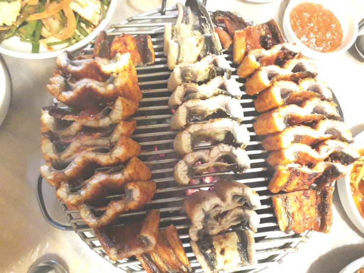  만미정게판 민물장어 숯불구이 화성시 반월동에서,,,