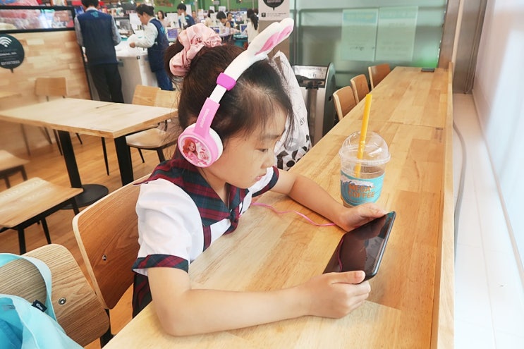  어린이 헤드폰 아이리버 헤이지니로 우리 아이 청력보호