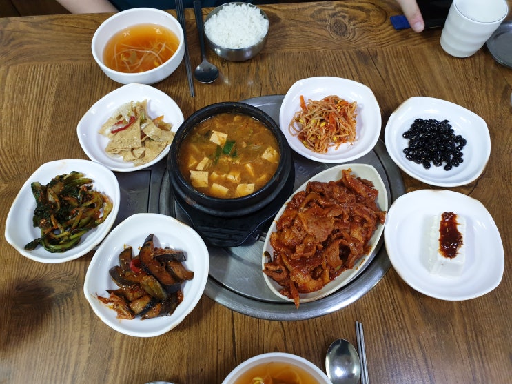  [강서구] 저렴한 가격에 엄청 푸짐한 한식을 먹을 수 있는 강서구청 맛집 '포도나무집'