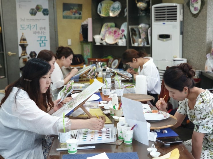 전시회스포일러^^{KPAS 부산포슬린아트 안락점}