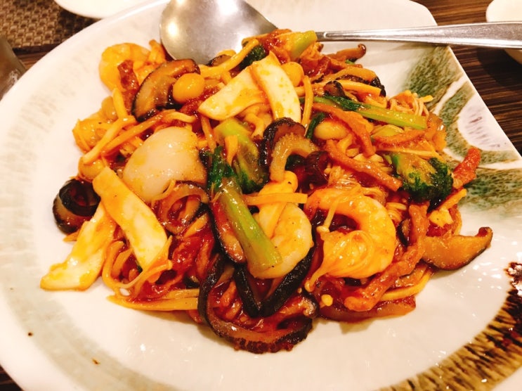  김해 중식당 : 꽁시파차이 유산슬과 연태고량주
