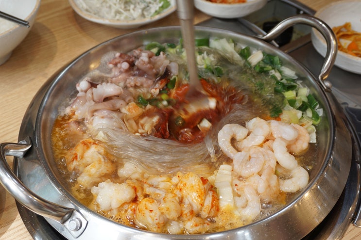  수내역 점심 분당 낙지전문점에서 낙곱새, 낙낙한 식당