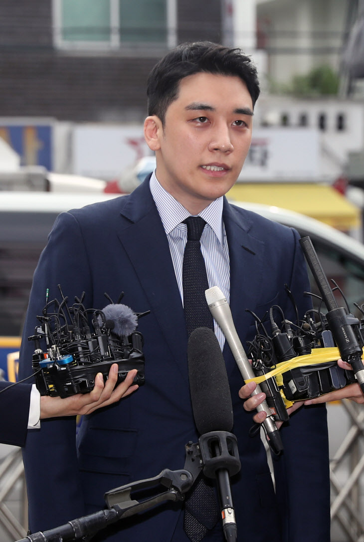 해외 원정도박 혐의 승리 "성실히 조사받겠다"