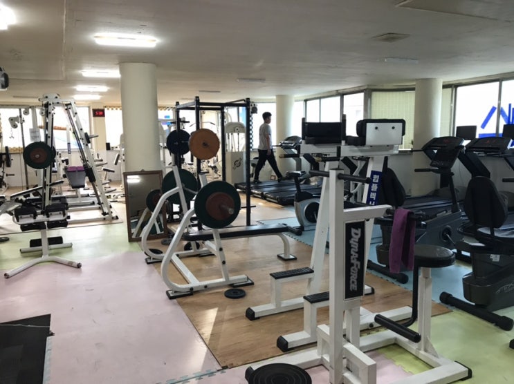   청주옥산헬스장 / 대형헬스(관장형) 