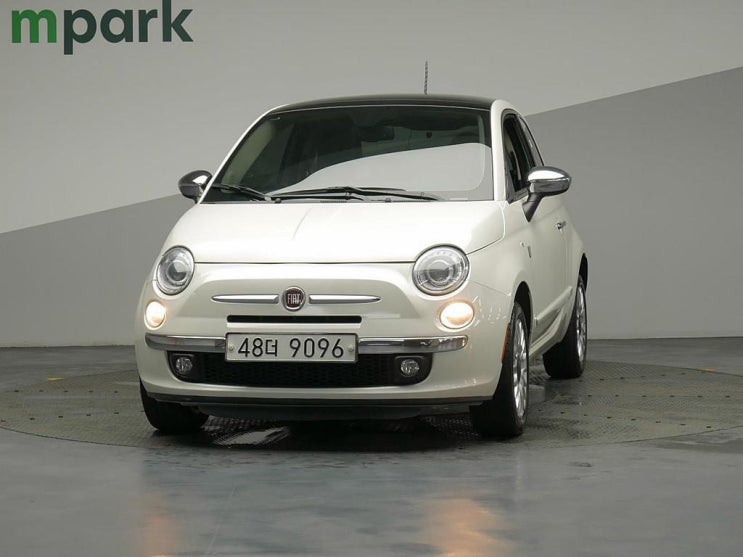  피아트 500 1.4 라운지 / 2014년식 / 50,000km / 오토 / 가솔린 / 579876227