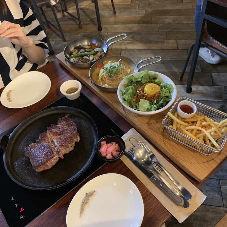  강남역 맛집 스테이크 먹으려면 이 곳으로!