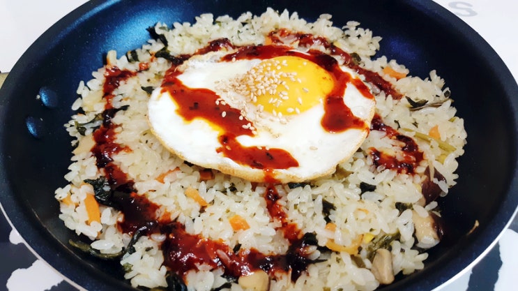 팔도 비빔밥 '산채나물비빔밥' 먹을수록 맛있는 간편식 추천! 팔도 비빔밥 '산채나물비빔밥' 먹을수록 맛있는 간편식 추천!