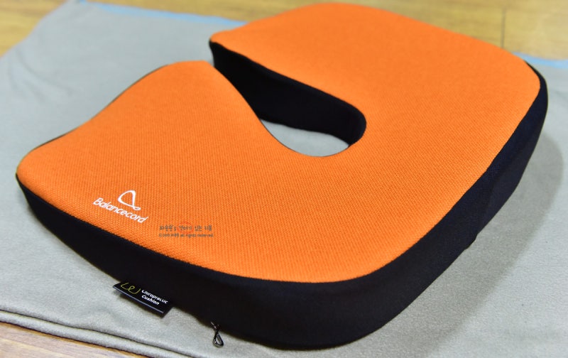 기능성방석 카이로프랙틱 방석을 쓰는 2