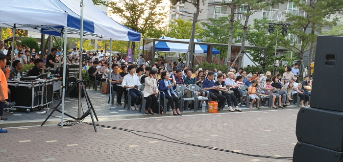  무더위 식히는 한 여름밤의 음악회
