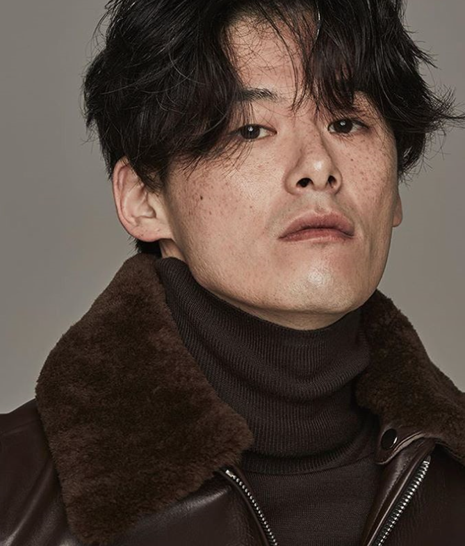 모델 김원중 국내 탑모델로 활약중이며, 곽지영과 달달한 모습을 보여주는 그