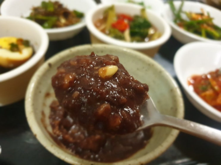  아침식사대용으로 짜먹는 귀리팥죽
