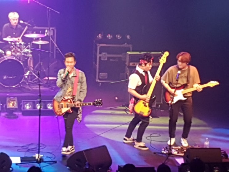  오늘도 무사히 콘서트 부평 아트센터 콘서트 스트릿건즈 크라잉넛 달누리극장~^^