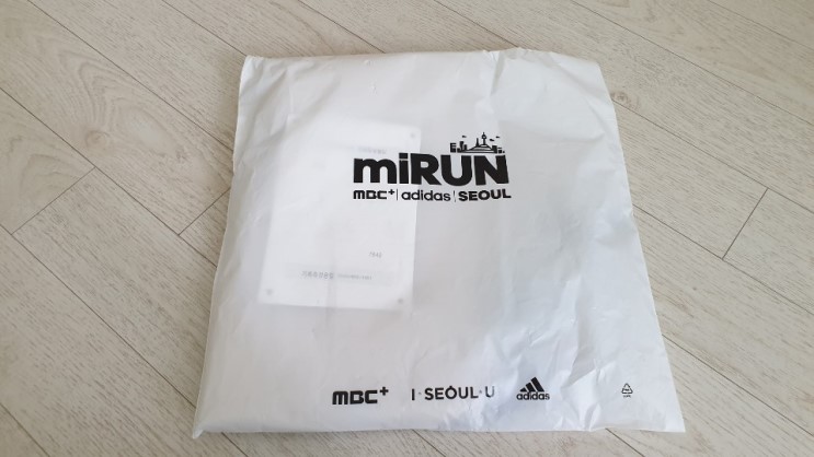 마라톤기념품.마이런(miRUN) 서울 기념셔츠 및 에코백!!