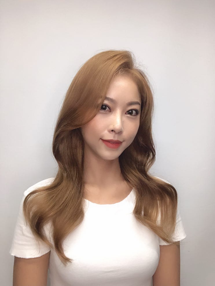  긴머리스타일 색다르게 해보고 싶다면 원마운트미용실로 오세요!
